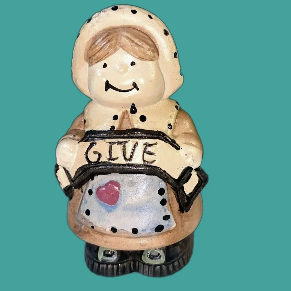 Vintage Give Thanks Pilgrim Ceramic Salt & Pepper Shakers Set Hand Painted